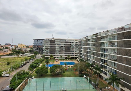 Anúncio Apartamento T2, no Condomínio Terraços do Atlântico, Talatona.