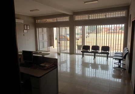 Anúncio Vende-se edifício