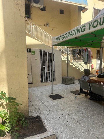 A Venda VIVENDA V6 + Anexo VILA ALICE (LUANDA)